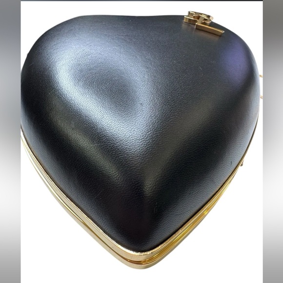 AUTHENTIC YSL Saint Laurent Leather Heart Clutch, Monogram Love Chain Box Bag - Picture 8 of 17